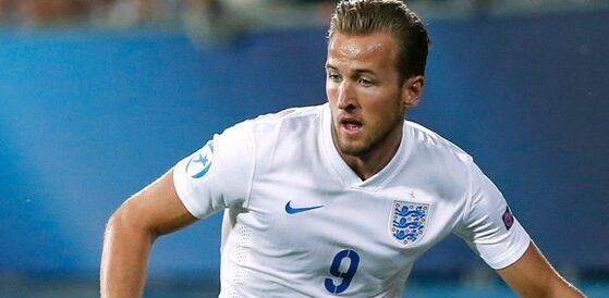 随着曼城1-2，利物浦0-3，英超最新争冠形势出炉：天助阿森纳得利