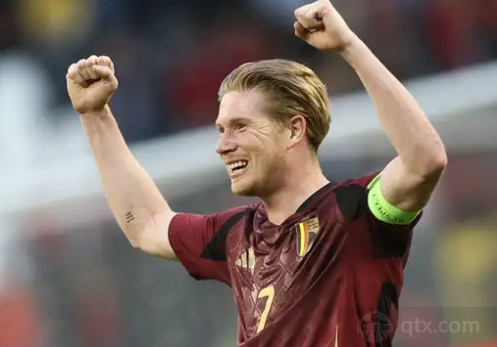 篮球CBA球队锁定季后赛席位，球迷沸腾